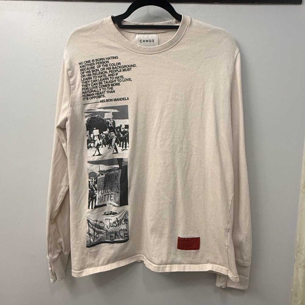 CHNGE WOMENS BLM LONG SLEEVE T-SHIRT, SIZE MEDIUM, CREAM/BLACK